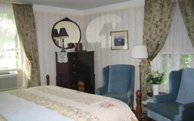 The Linden Tree Inn