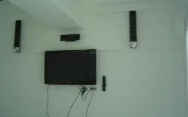 Crown Regency Suites