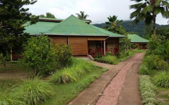 Paradise Flycatcher's Lodge