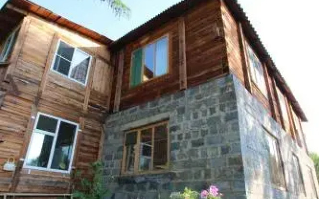 Гостиница Guest House Grushanka в Эссо отзывы, цены и фото номеров - забронировать гостиницу Guest House Grushanka онлайн вид на фасад