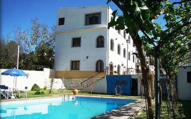 Hotel Pueblo Antiguo