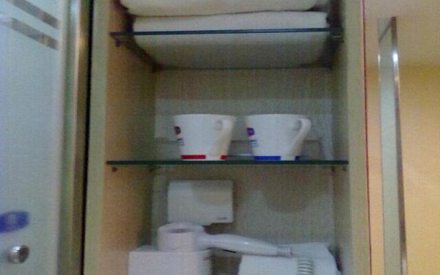 Runting Express Hotel Longhai Shengdi Yage Longchi