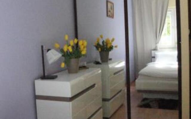 Chmielna by Rental Apartments