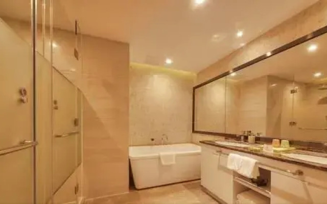 New Century Manju Hotel Beihai Yintan