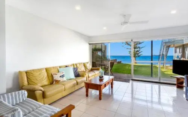 Soldiers Point Road, 151b