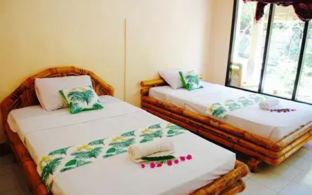 Yellow Coconut Homestay