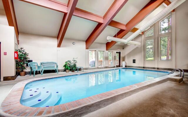 Jenna's Gem by RedAwning