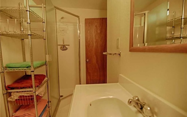 1380 Commonwealth Drive - 3 Br Home