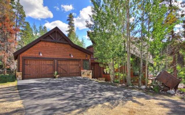 3Peaks River Retreat