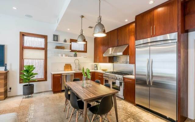 New Architectural House Rooftop Deck 3BD