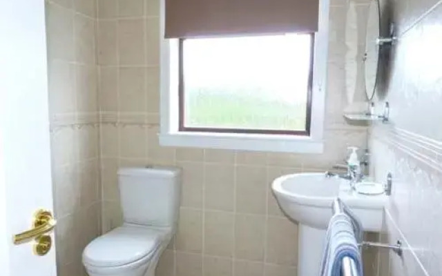 One Strathview B&B