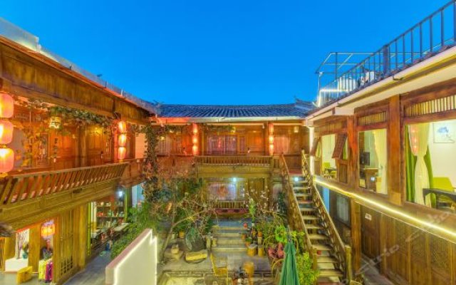 Lijiang Yinyu Inn