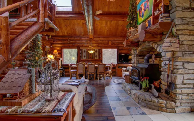 The Lodge at Red Pine Ridge