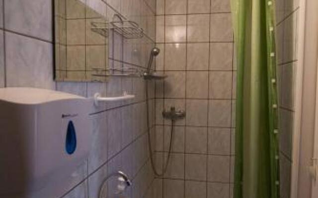 Lila Akác Panzió Esztergom