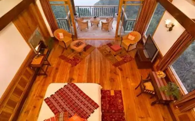 Ri Kynjai Serenity by the Lake Resort