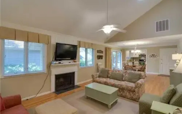 Oceanwoods 485 by RedAwning