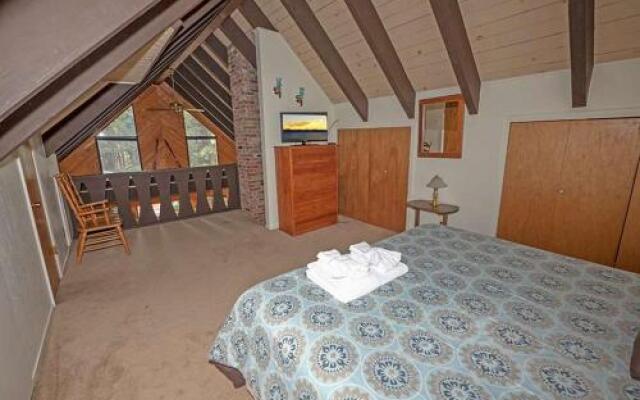 2552 Humboldt by RedAwning