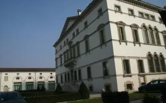 Villa Vecelli Cavriani
