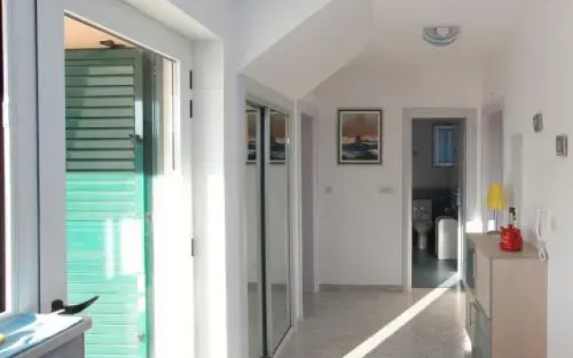 Beach Apartments Rogoznica