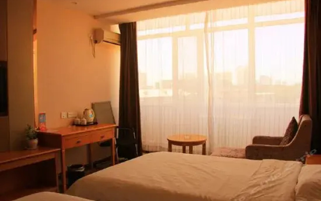 Hohhot Xiangjiang Grand Hotel (Inner Mongolia University Inner Mongolia Hospital)