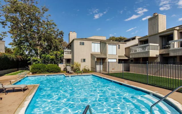 South Sierra Condominium #12416