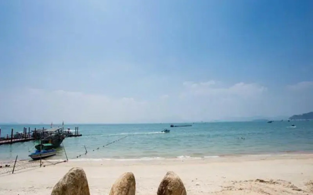 Hotel ibis Styles Huizhou Xunliao Bay
