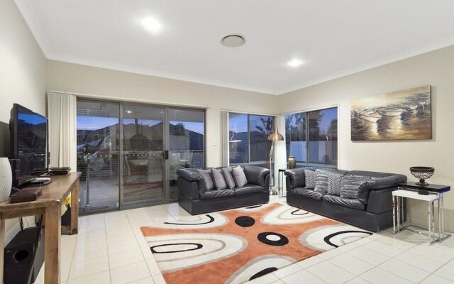 Pottsville Beach Holiday Home