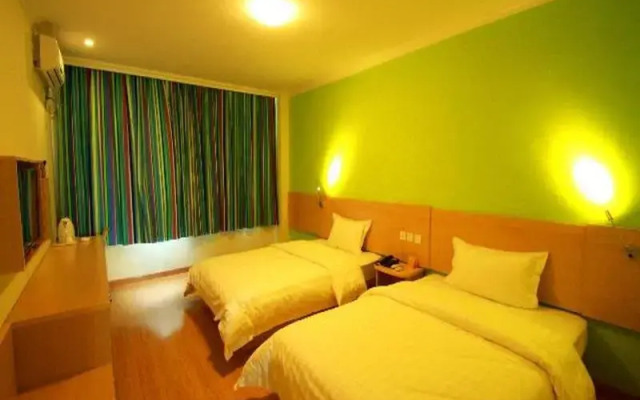 7 Days Inn Suzhou Yang Cheng Lake Subway Station Branch