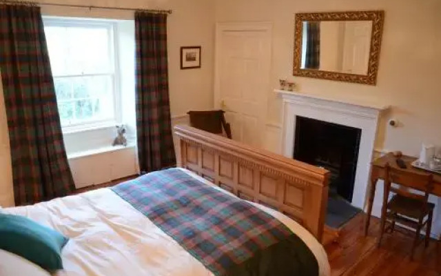 Powis House Bed  Breakfast