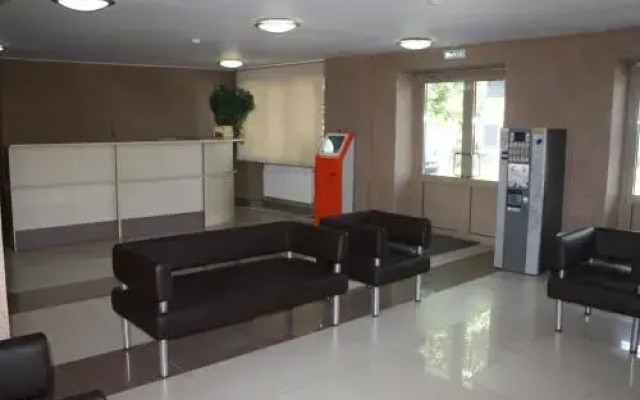 Hotel Akademicheskaya