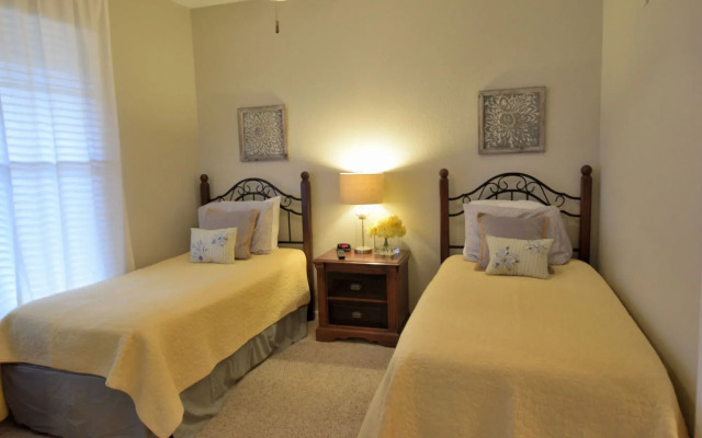 Premier Vacation Homes - Davenport