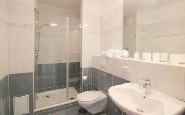 Residenz "bel-vital" Binz - WG28 mit kleinem Meerblick und Balkon