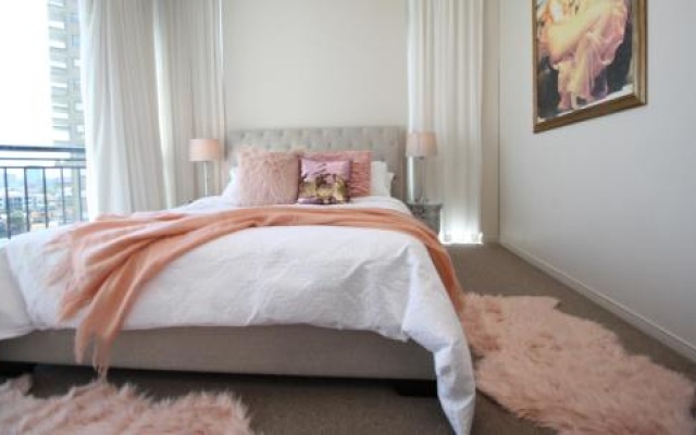Mantra Towers of Chevron by PeepSleep – Guest Rooms – Gold Coast