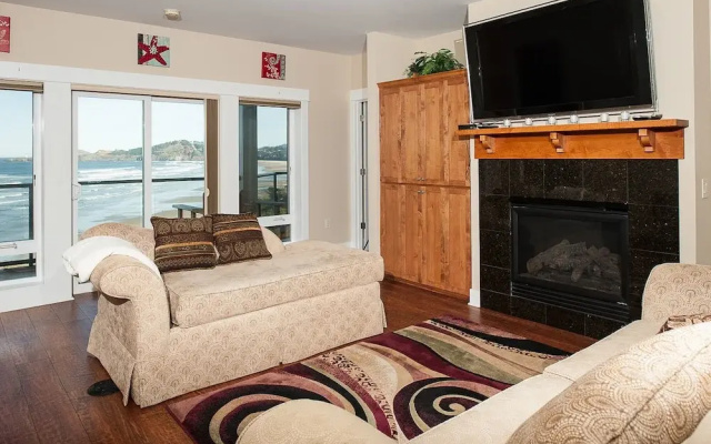 Shoreline Ridge Condos