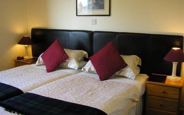 Clunie Guest House