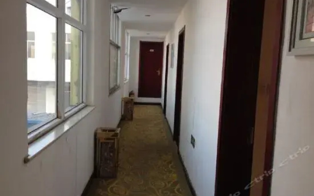 Zhijia Express Hotel