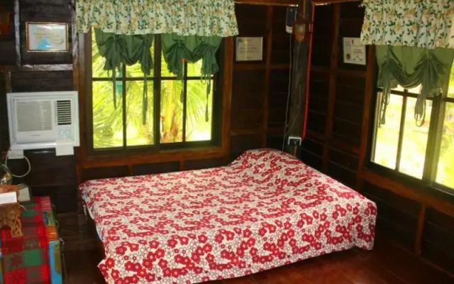 Neptune Pittman's Garden Resort