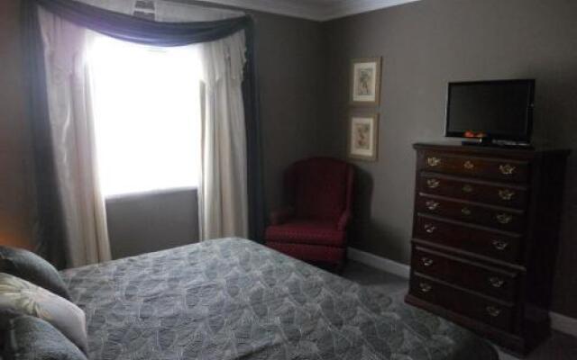 Gatlinburg Chateau Condo #304 by RedAwning