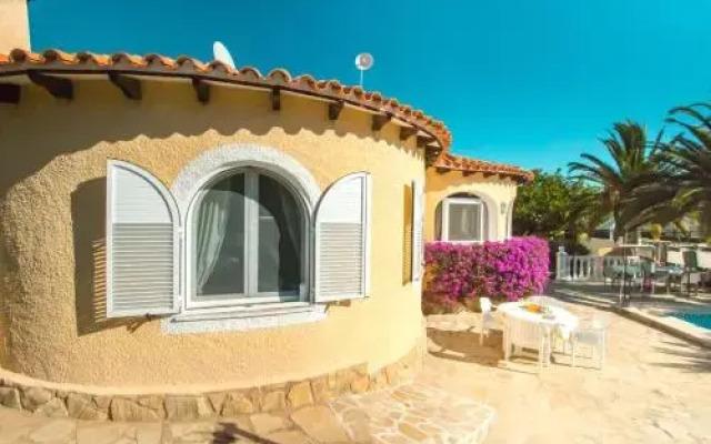 Abahana Villas Maxi