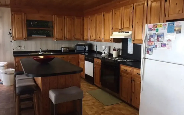 Chesapeake - 5 Br Home