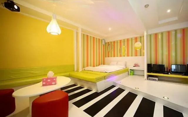 Goodstay Vax Dorocy Hotel