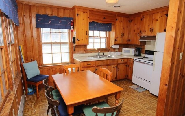 Westside - 3 Br home by RedAwning