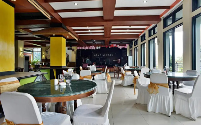 ZEN Rooms Cibogo Megamendung Puncak
