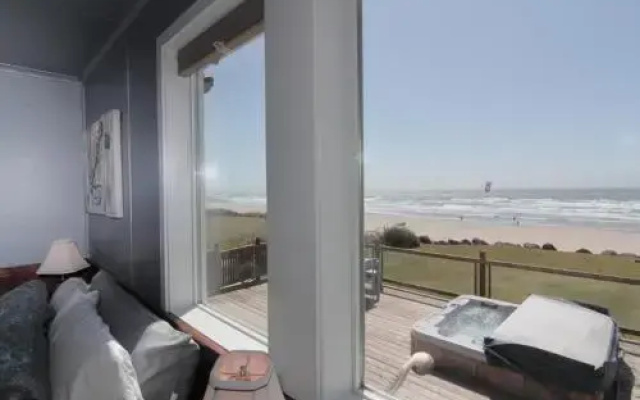 Beach Haven - 3 Br home by RedAwning
