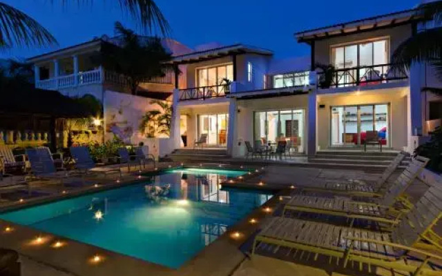 Villa Las Glorias