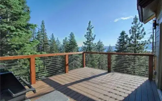Qi Family Lodge - 5 Br Home