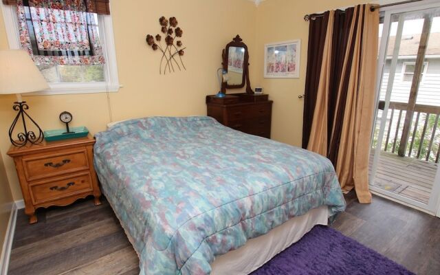 WindOver - 5 Br home by RedAwning