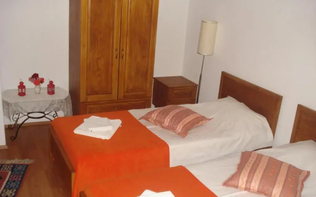Misanli Pension