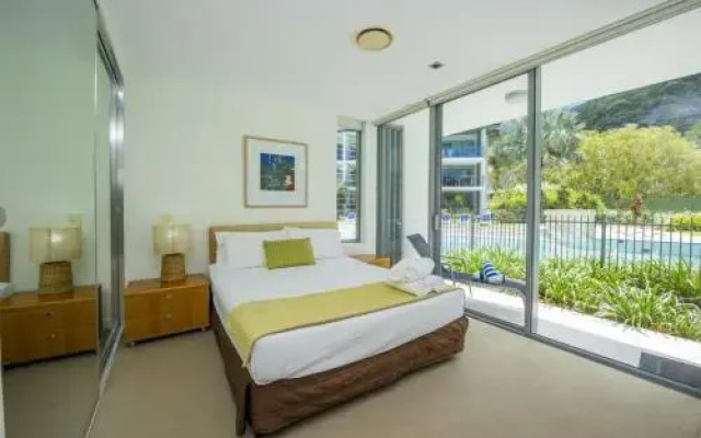 Blue On Blue Apartment 1011