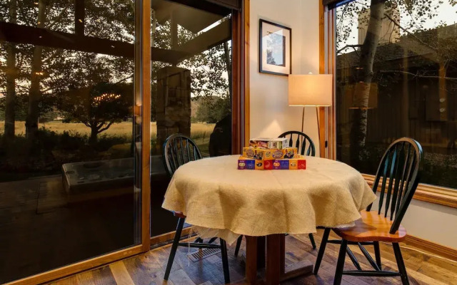 Abode at Four Lakes
